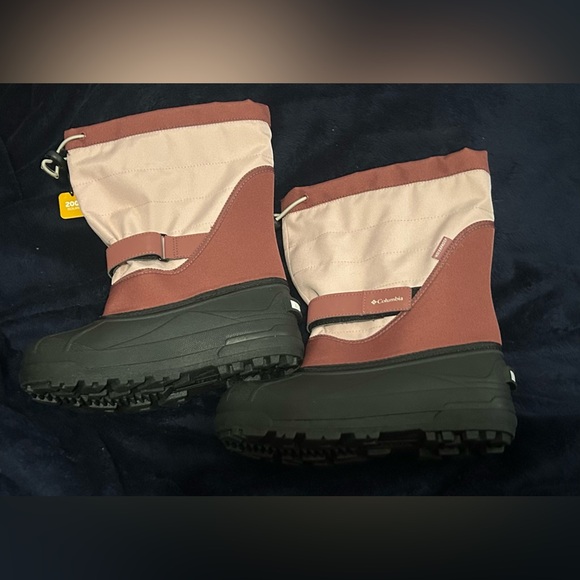 NWT COLUMBIA Powerbug Plus II Kids Boots Youth Sz 5  Dusty Pink/Beetroot - Picture 2 of 7